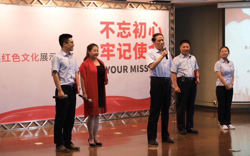 陜鼓集團(tuán)綜合能源事業(yè)部黨支部表演的節(jié)目接地氣，受好評(píng).jpg